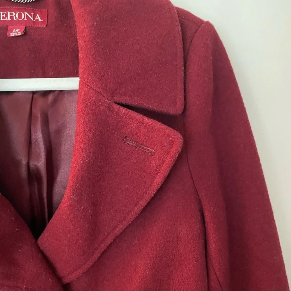 Merona 19 features warm