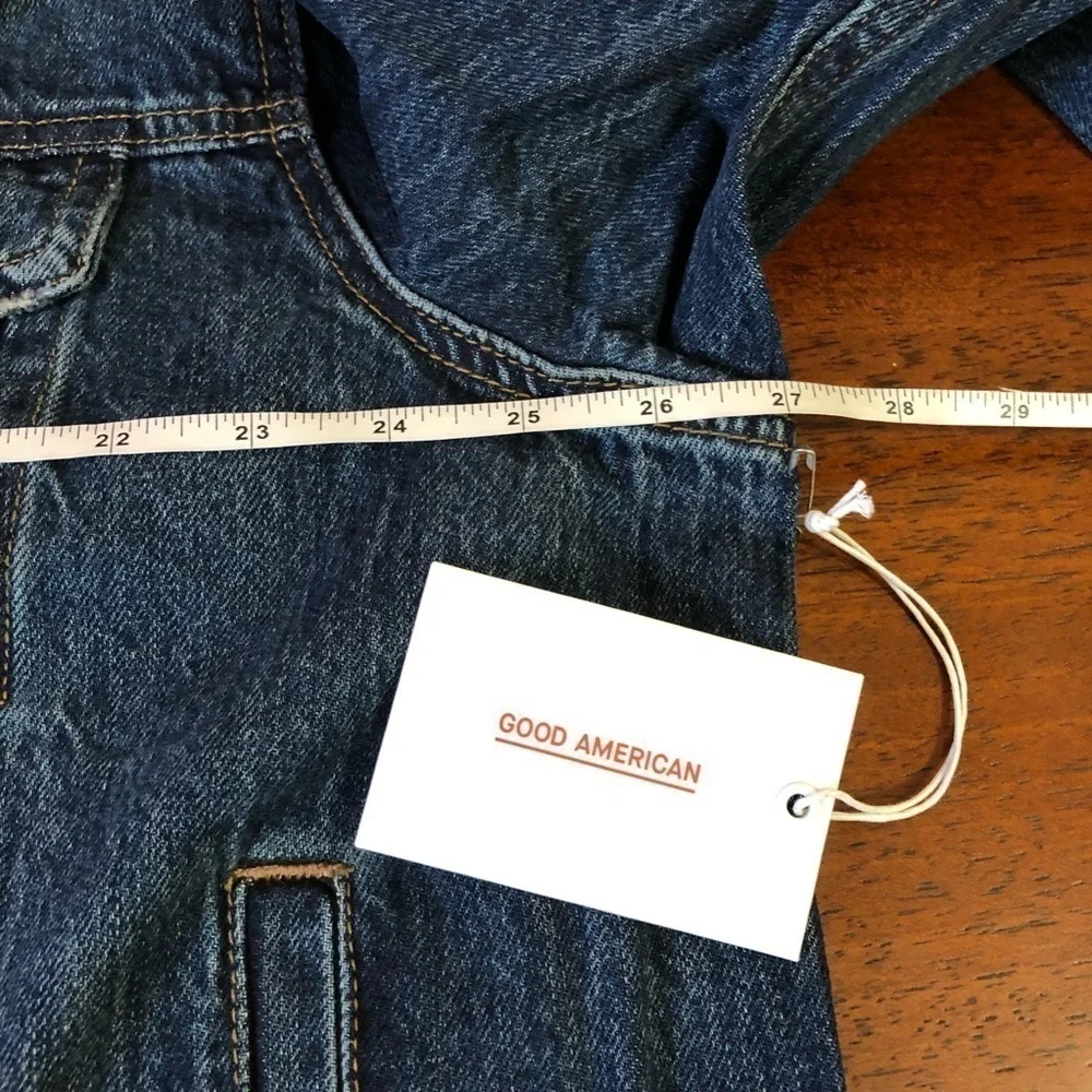 Good American flap exudes bit
