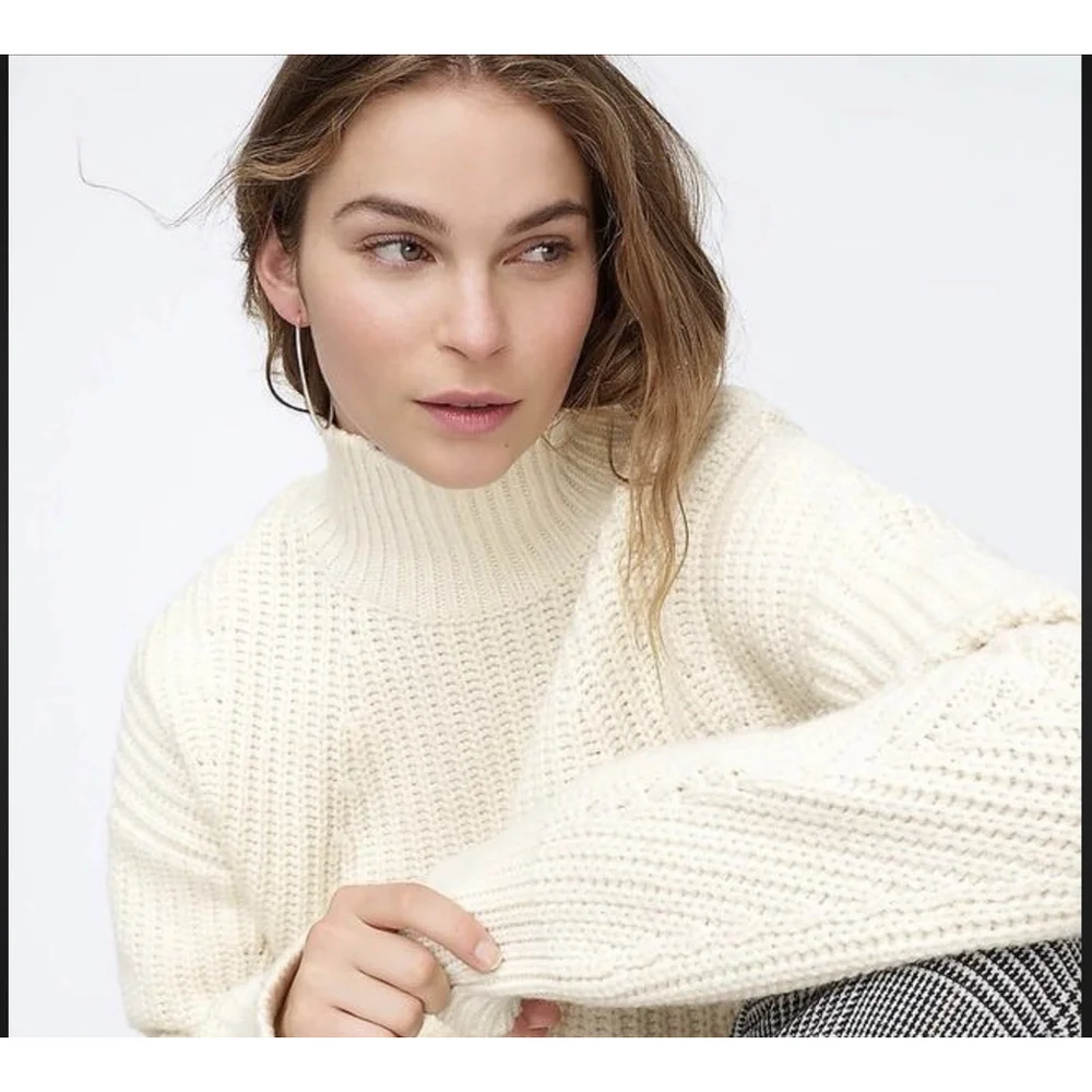 J Crew Front-Pocket Ivory Turtleneck Sweater Merino Wool Size XL Chunky Thick