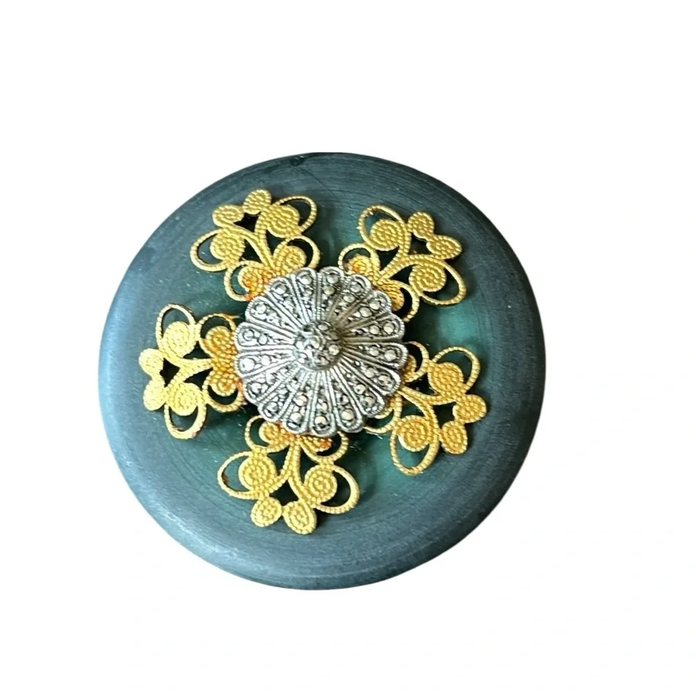 Antique Button Pins Embellished Brooches‎ (2)