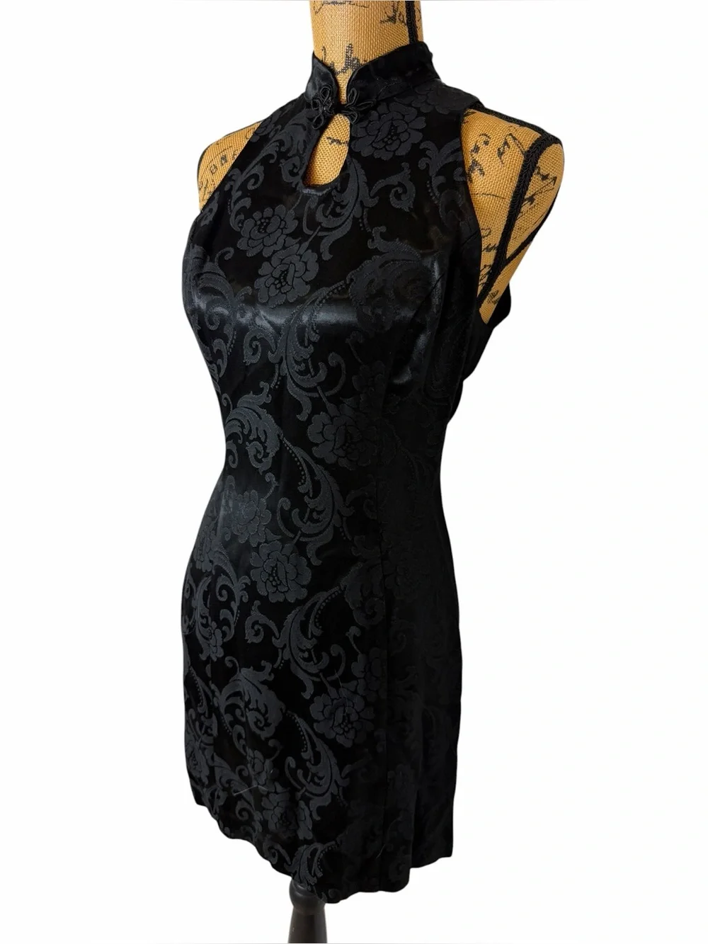 Authentic Original Vintage Style elegant vintage