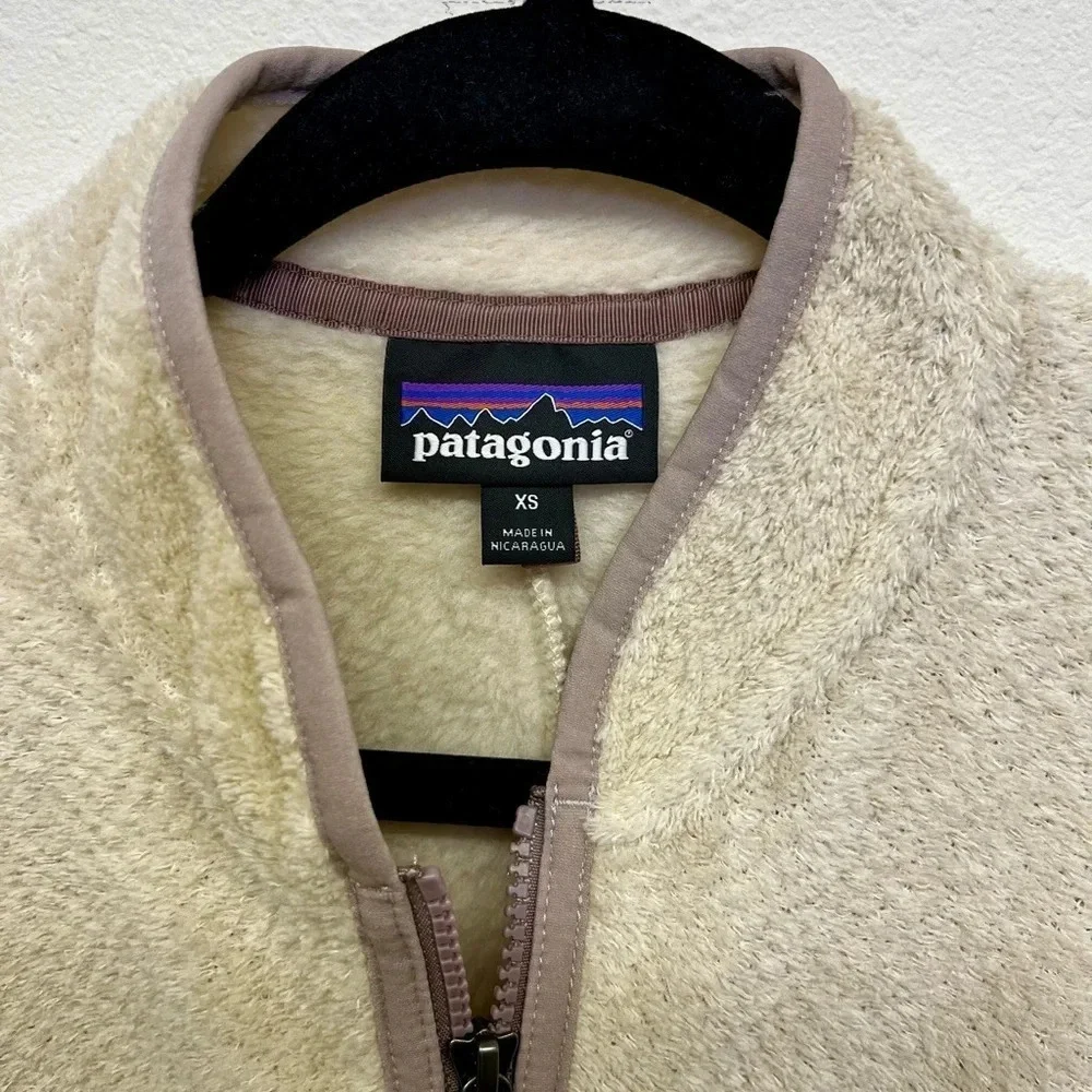 Patagonia quintessentially zippered