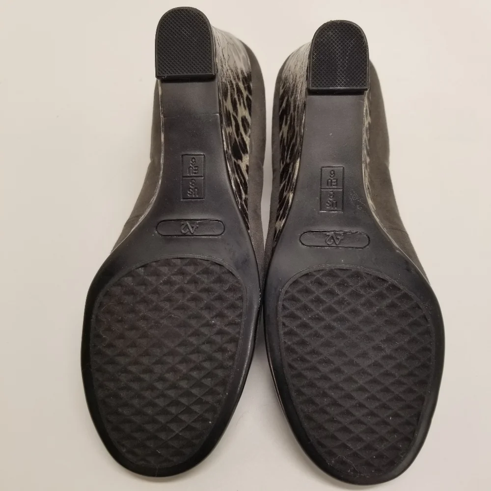 AEROSOLES a2 plumberry