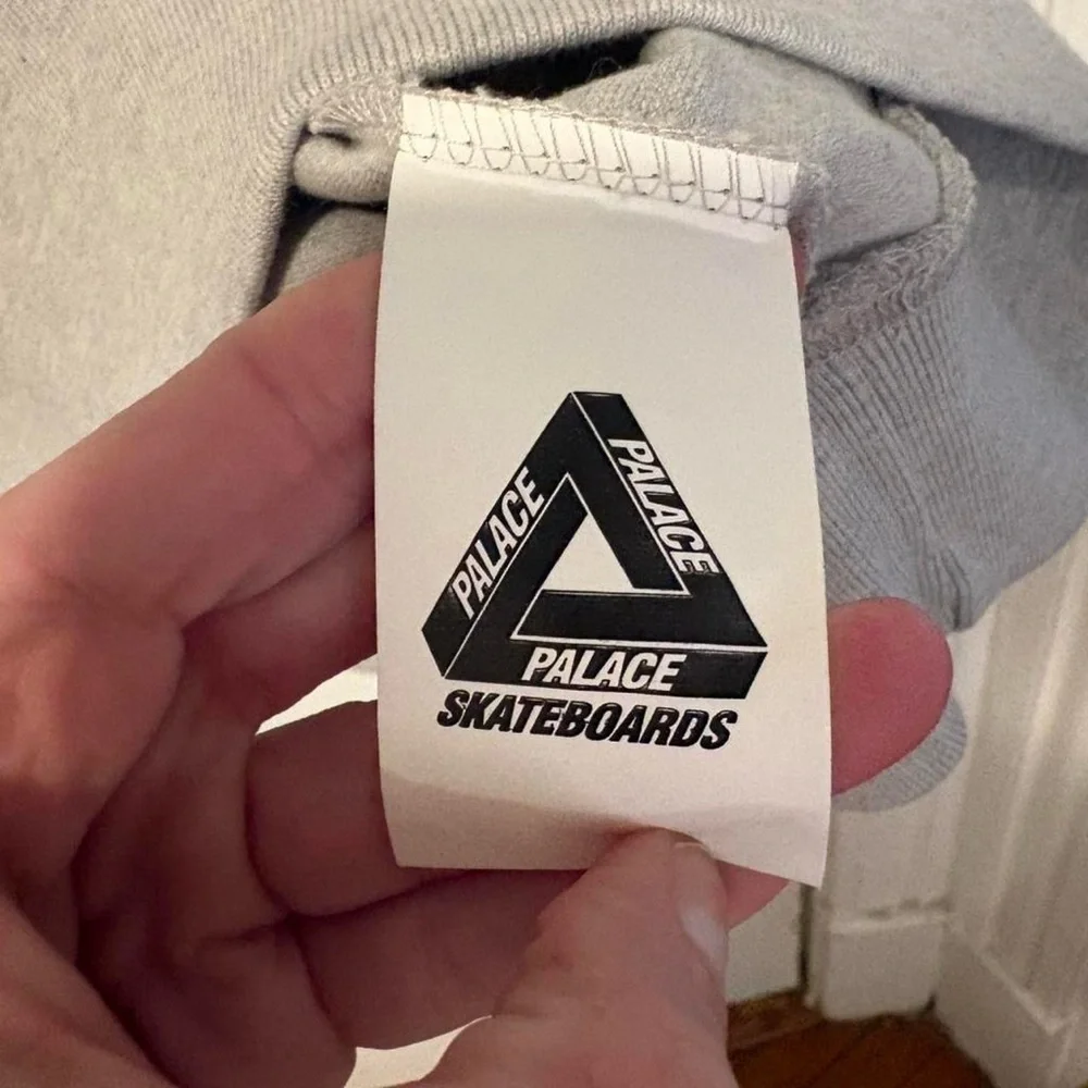 PALACE stylish gray