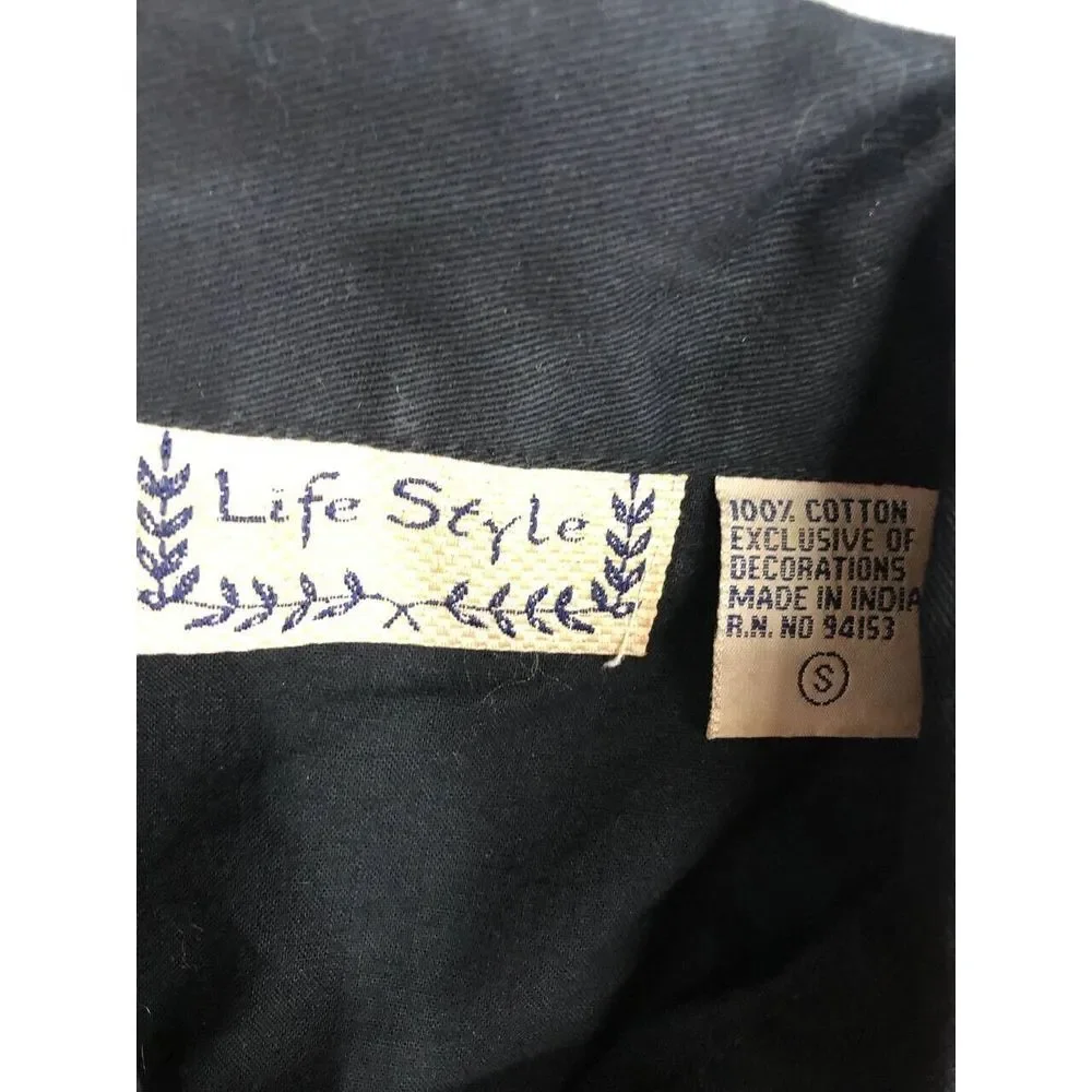 Life Style Vest Womens Small Black Button Up Animal Print Safari Cats Embroidery