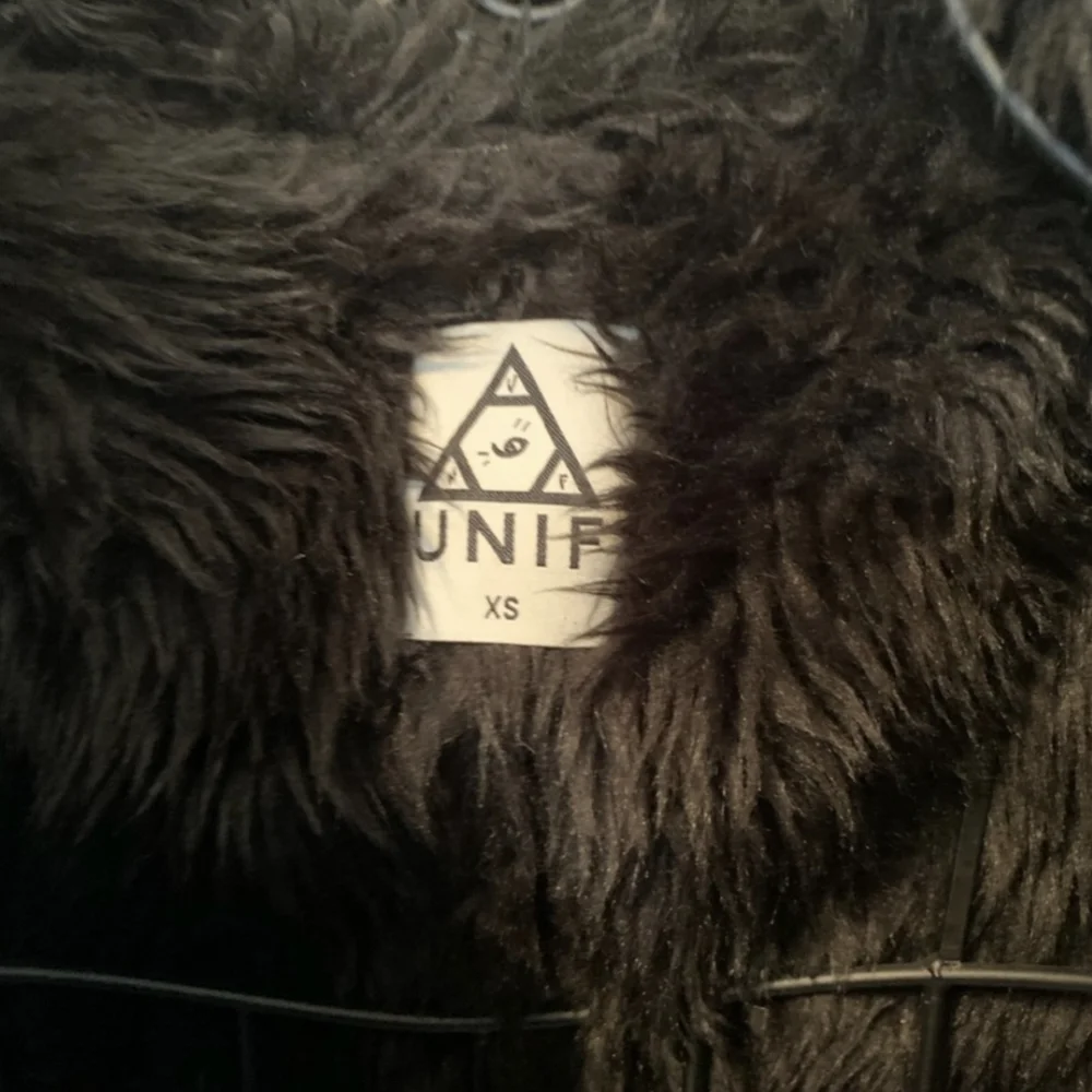 UNIF worn once