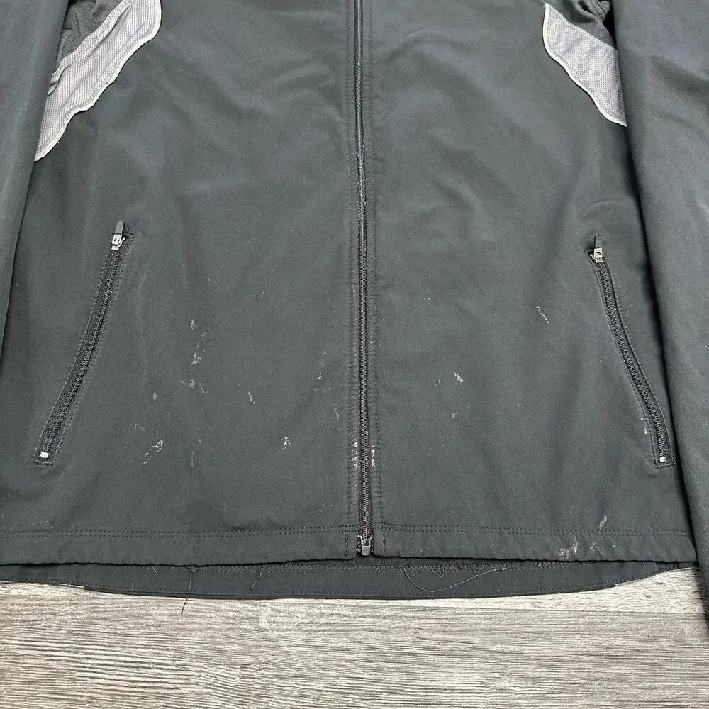 The North Face face pocket measure