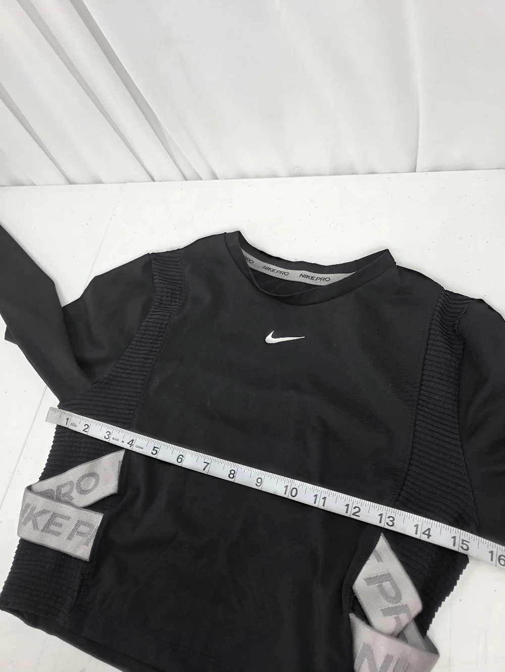 Nike pro aeroadapt