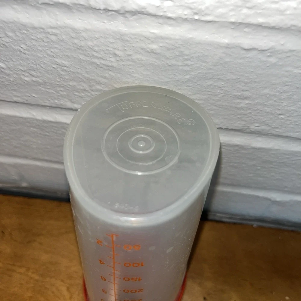 Tupperware good used