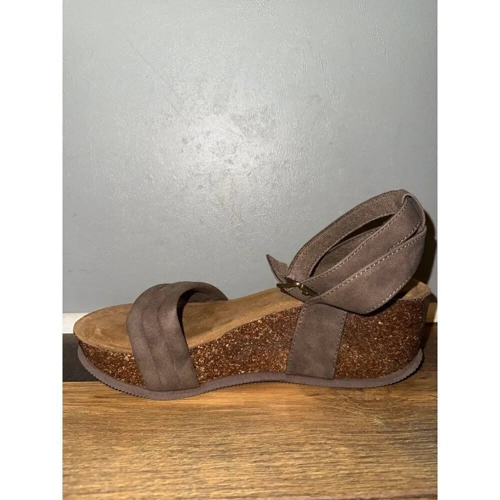Maurices wipe outsole