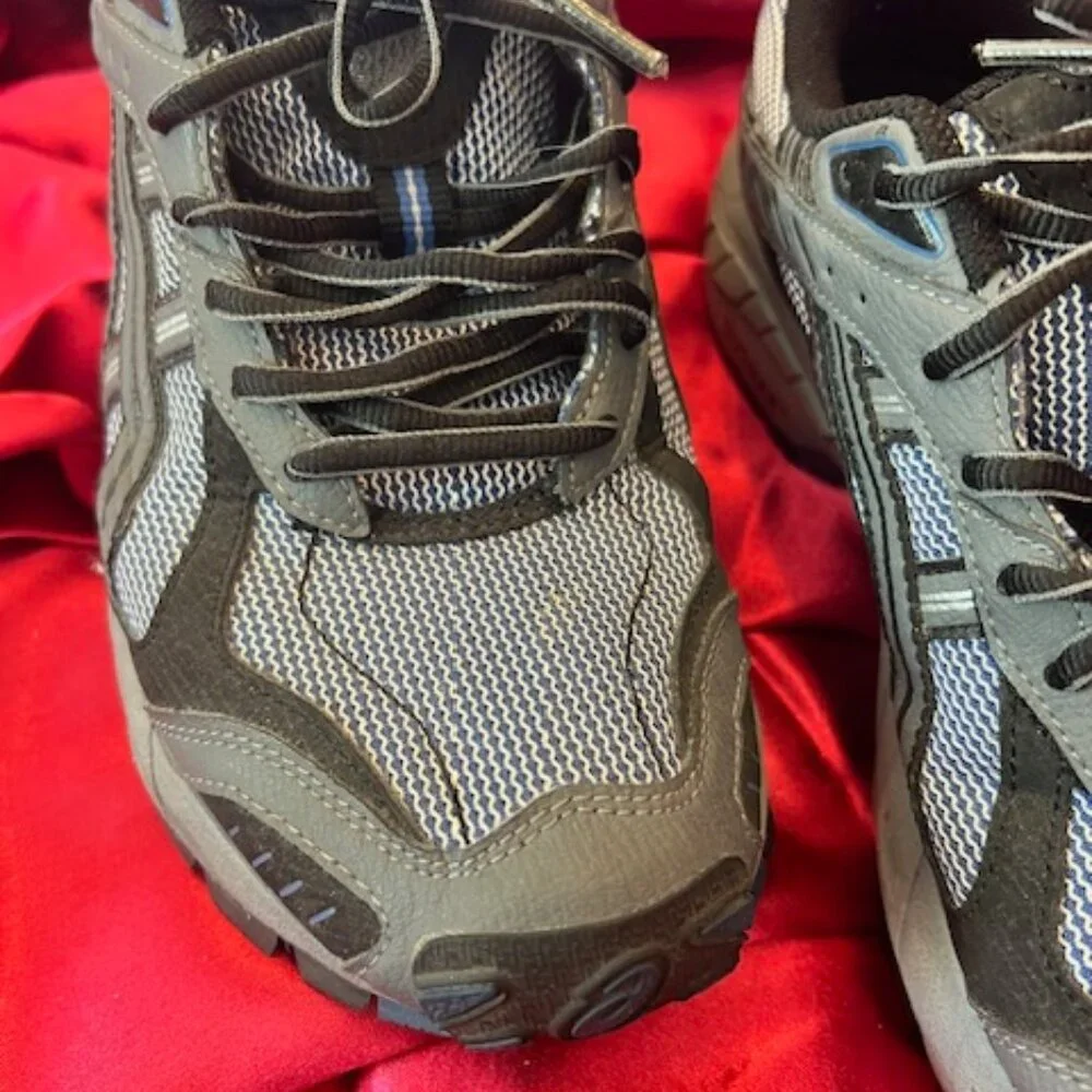 Asics Gel TN6B0 Men's Water‎ Resistant Spiked Traction low sneakers Size 8.5