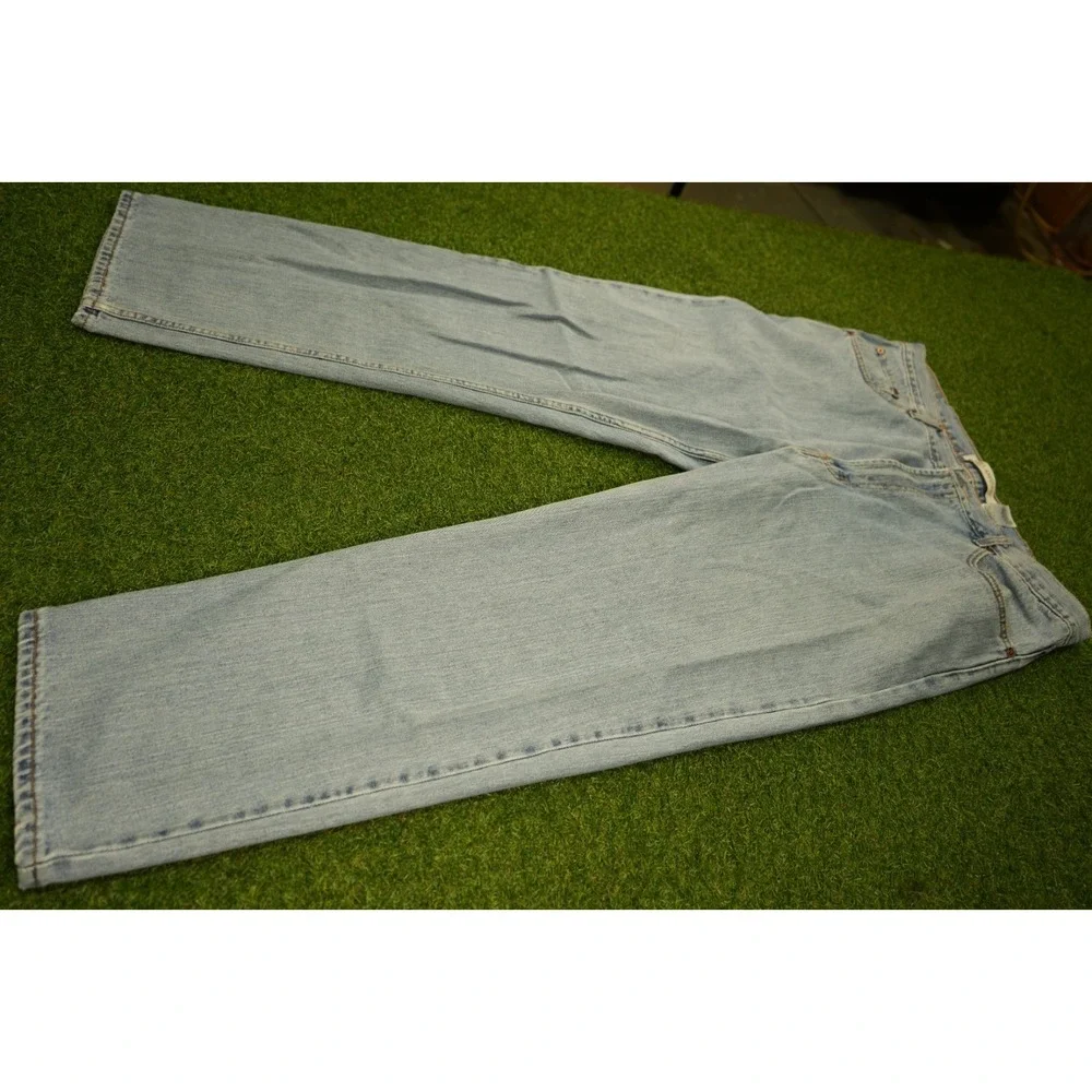 Levis levi 550