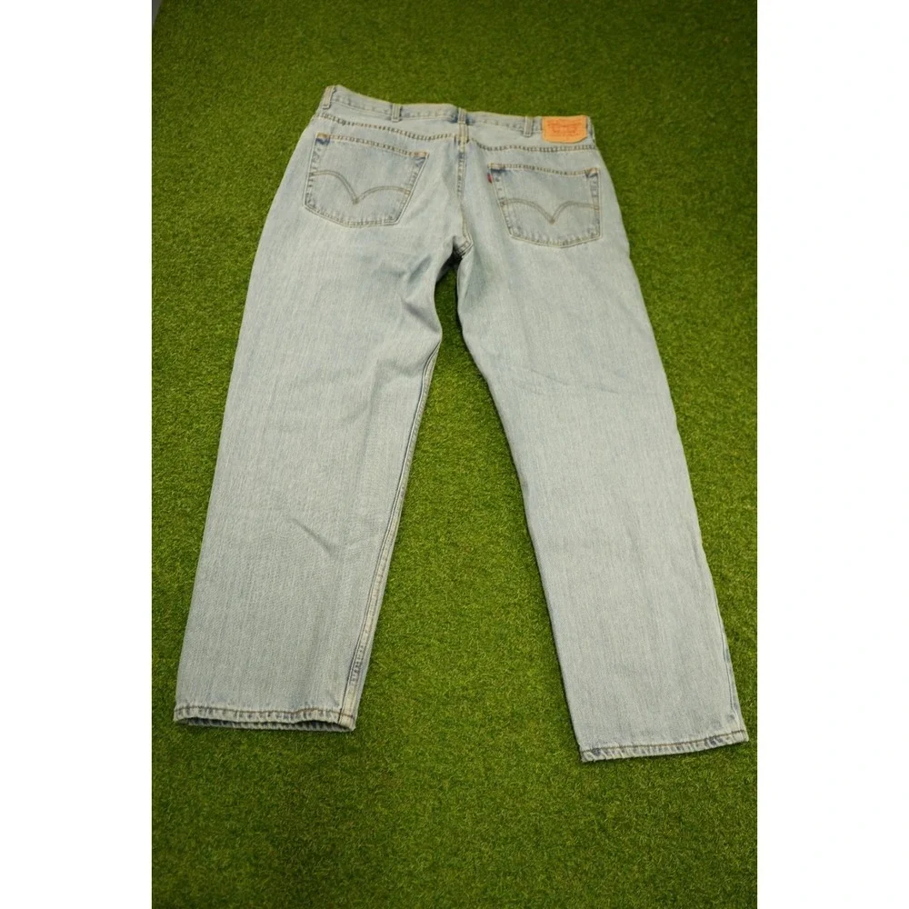 Levis levi 550