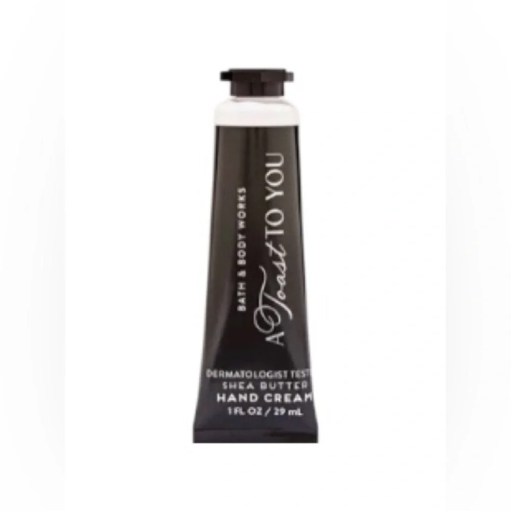 BATH & BODY WORKS 2 PC. A TOAST TO YOU FRAGRANCE MIST & HAND CREAM SET