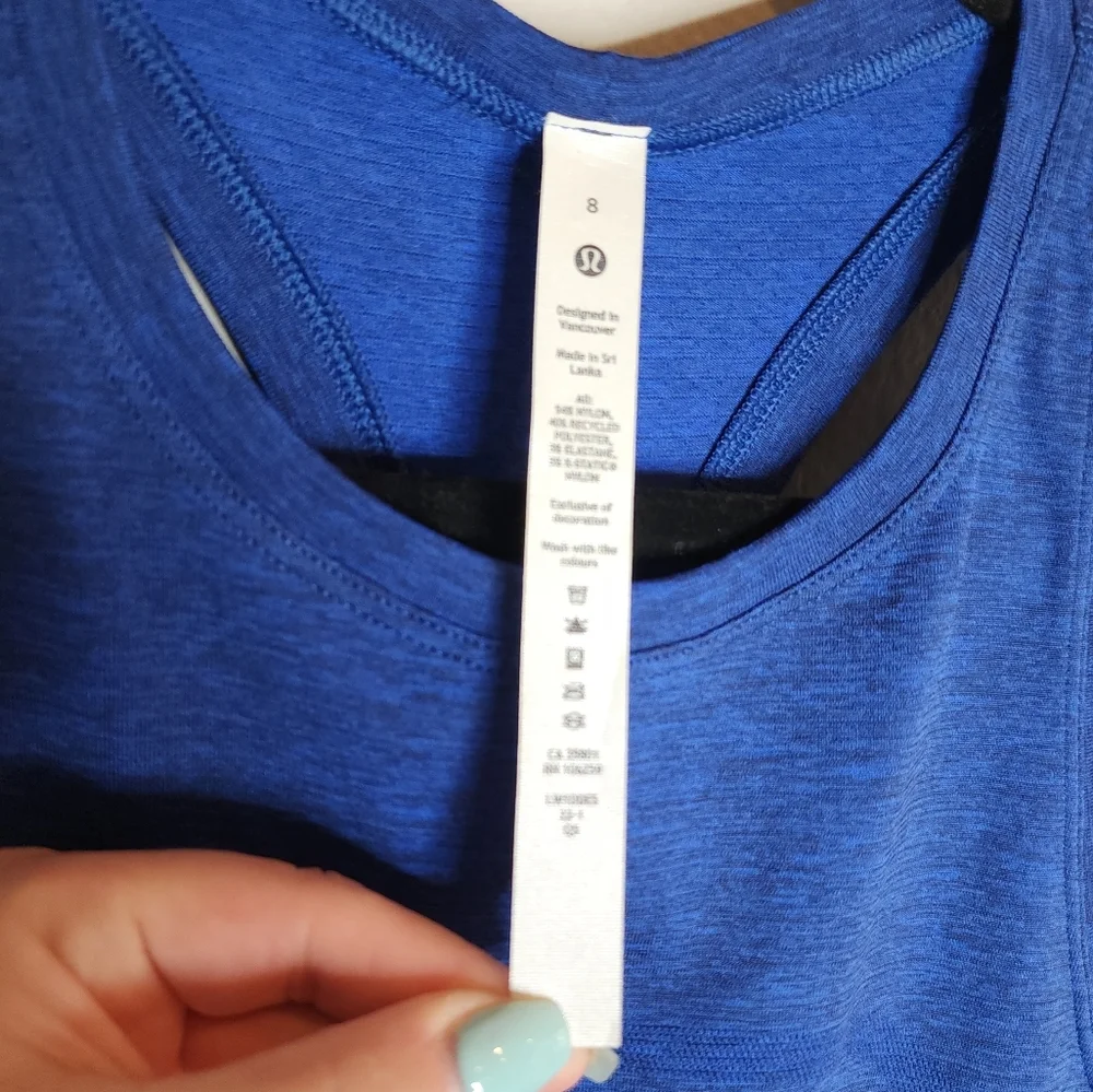 Lululemon Swiftly‎ Tech Racerback Blue Tank Size 8