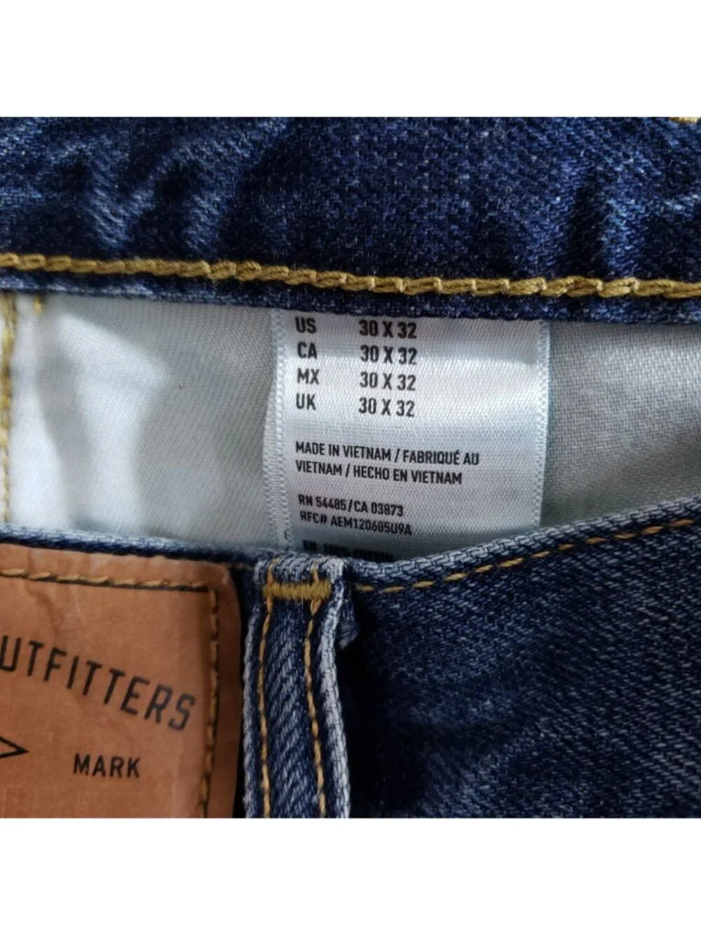 American Eagle Slim Straight Jeans Men's Size 30x32