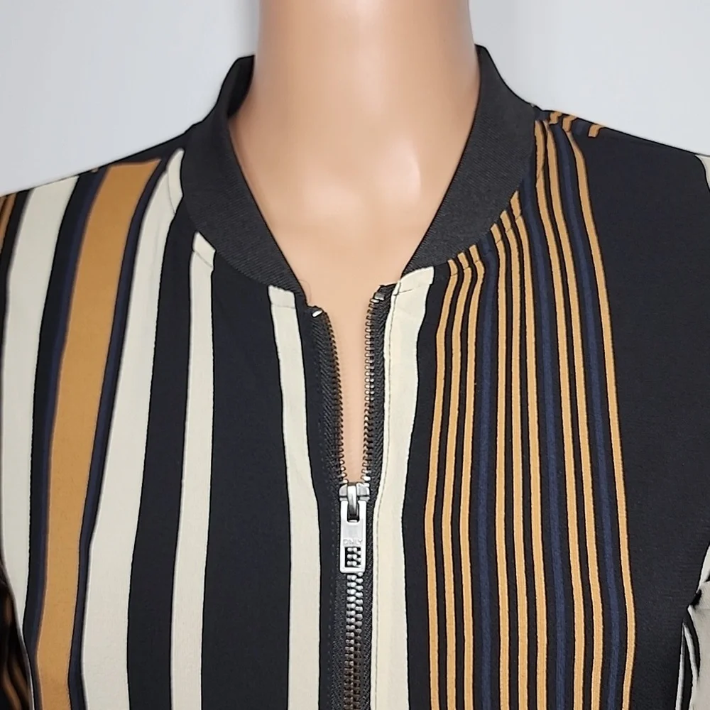Only women zip