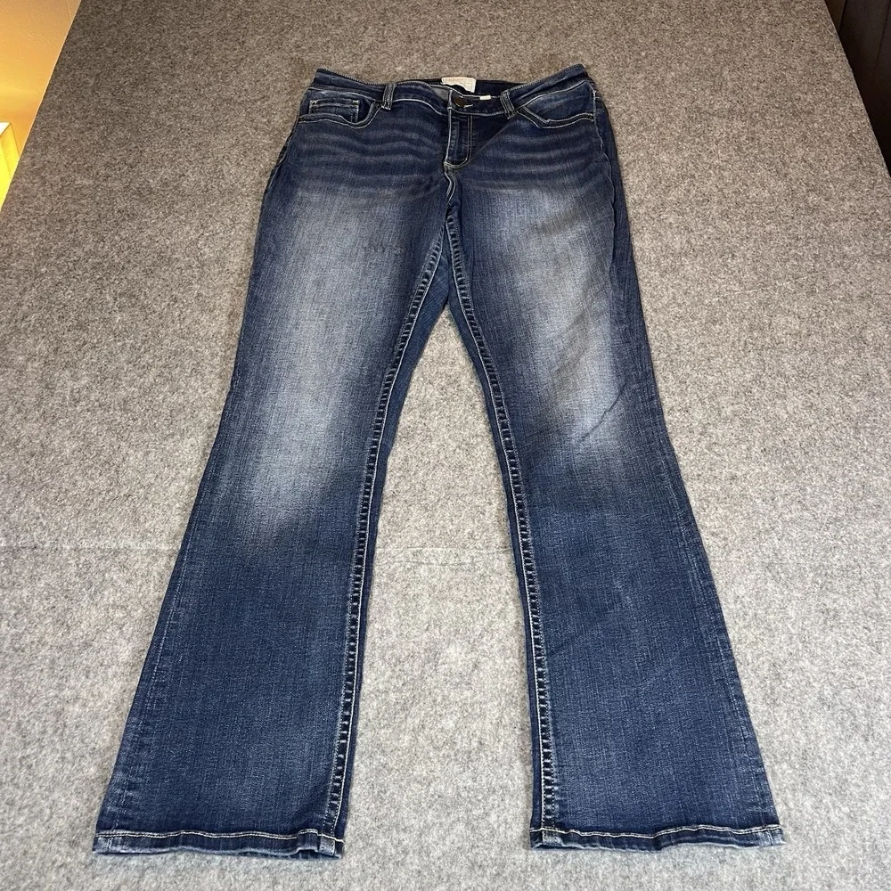 BKE Jeans Women 30L Actual (33x32) Gabby Bootcut‎ Flare Stretch Rodeo *FLAW*