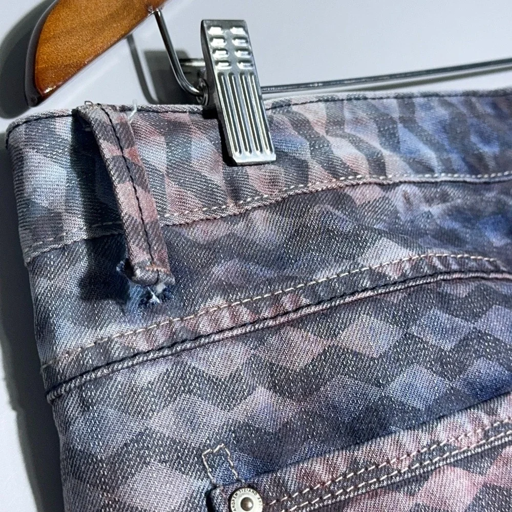 A. Tiziano please review