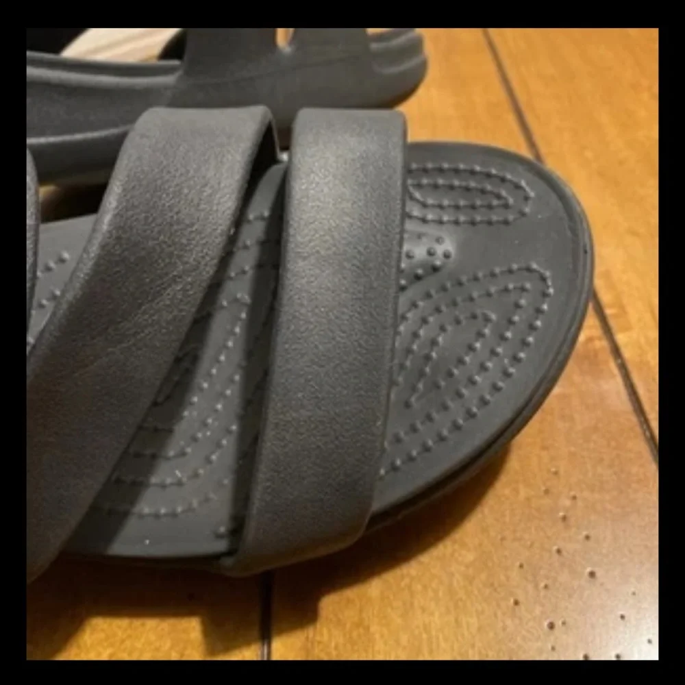 CROCS step into