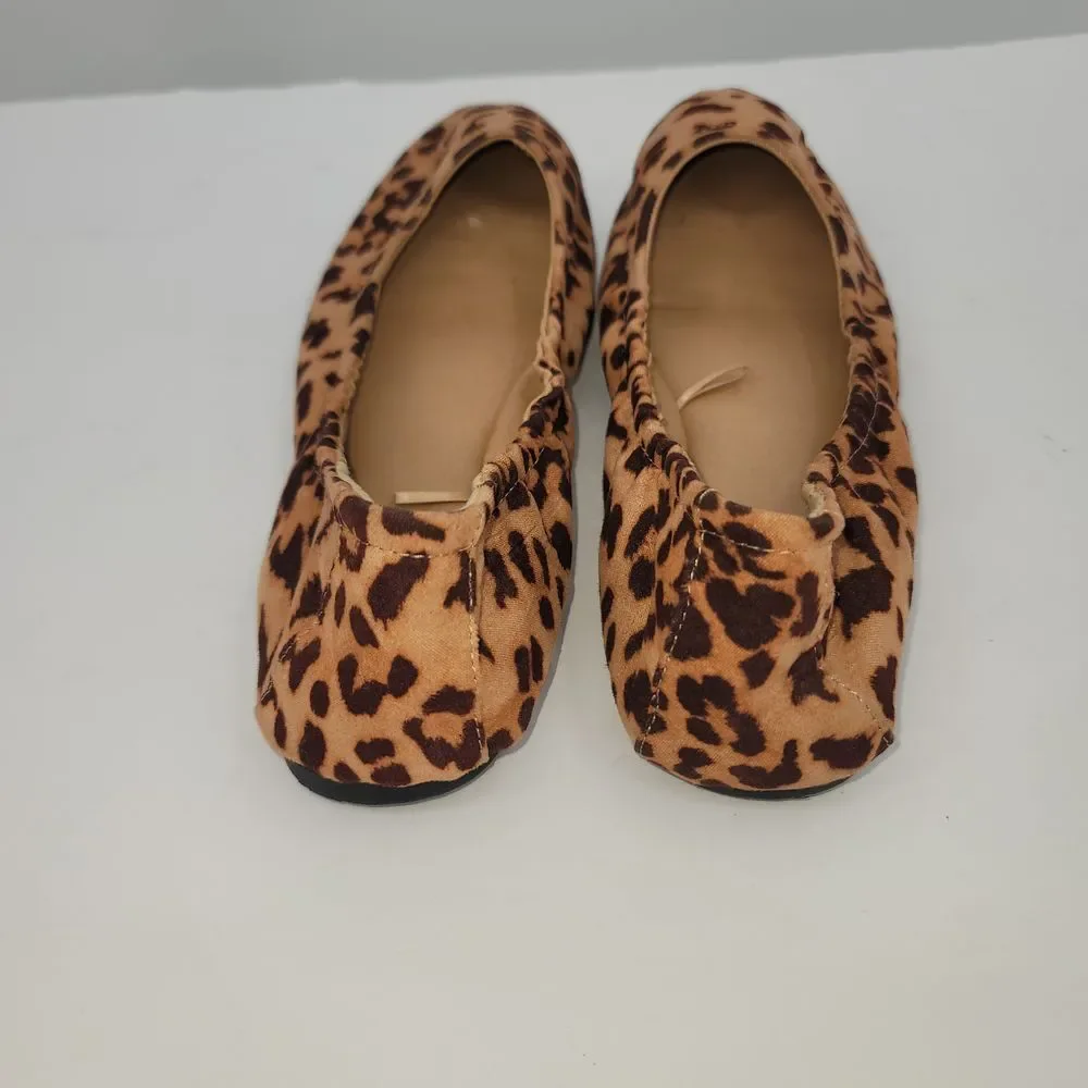 Torrid Scrunch Ballet Flats‎ Sz 8 W Animal Print Leopard Preppy Ballerina Shoes