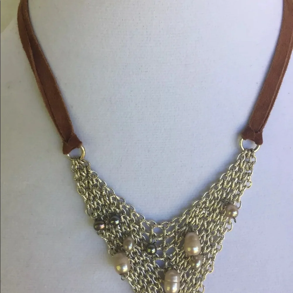 KENNETH COLE NECKLACE Beaded silver tone‎ leather
