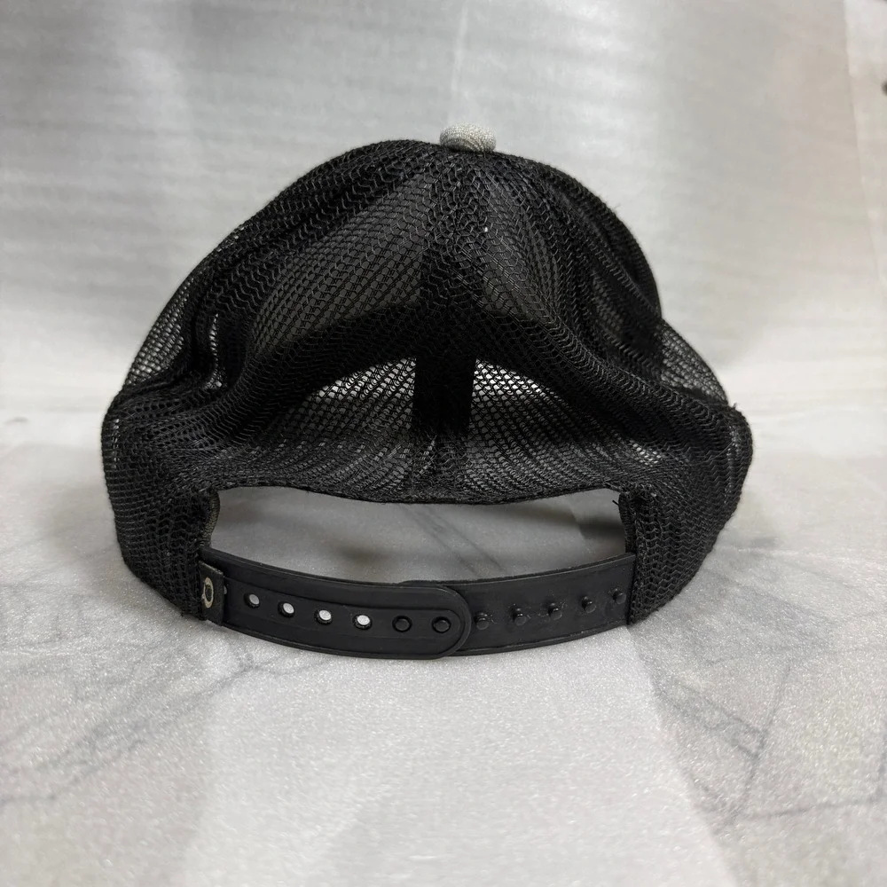 Oakley mid mesh color