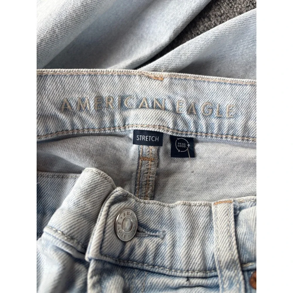 American Eagle Outfitters light wash