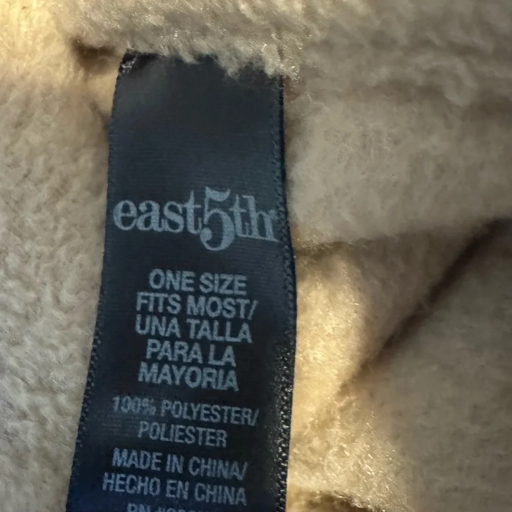 East 5th elegant beige