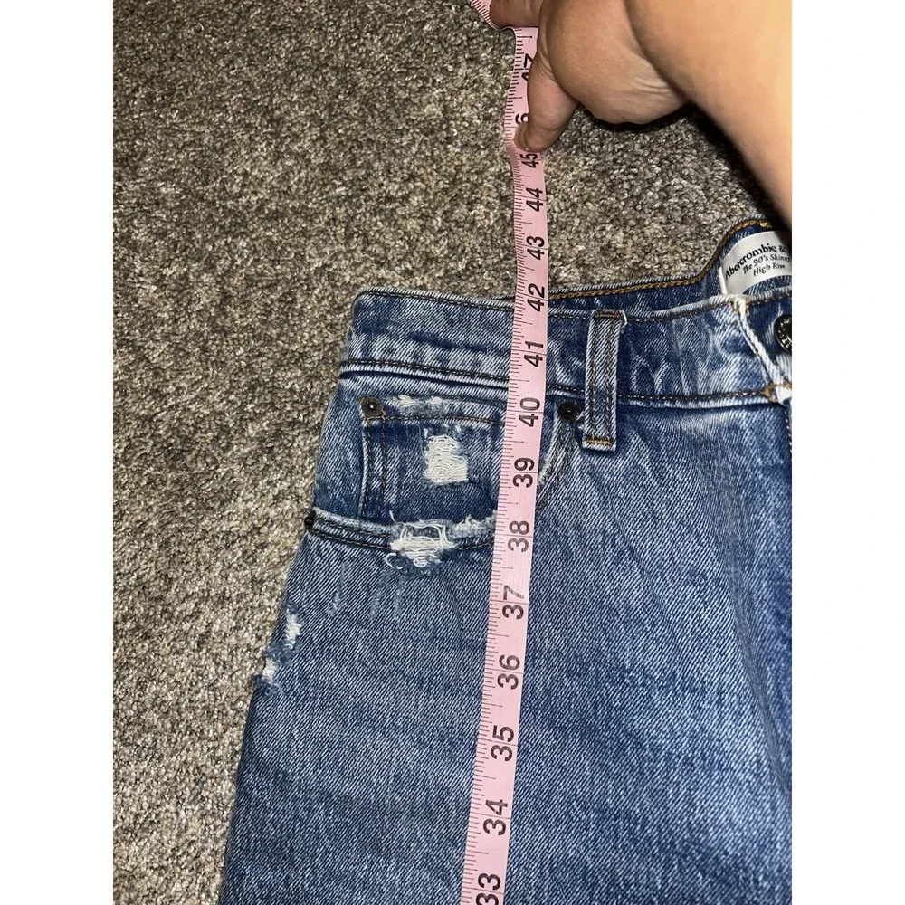 Abercrombie & Fitch product pair