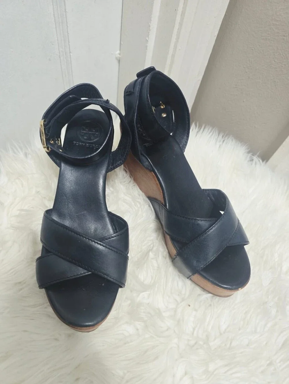 Tory Burch classic black