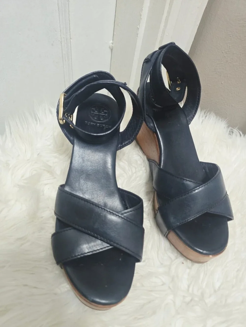 Tory Burch classic black