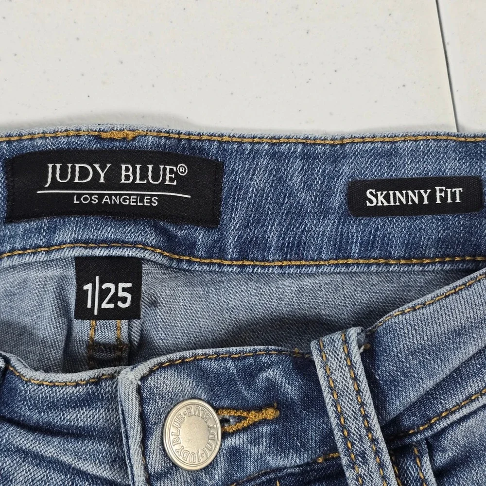 Judy Blue everyday offer measurements