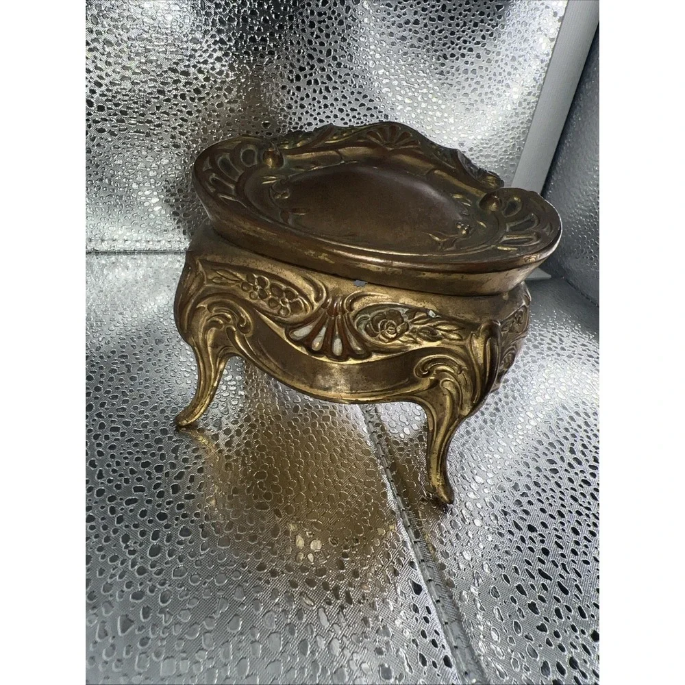 elaborate‎ vintage jewelry casket box brass metal