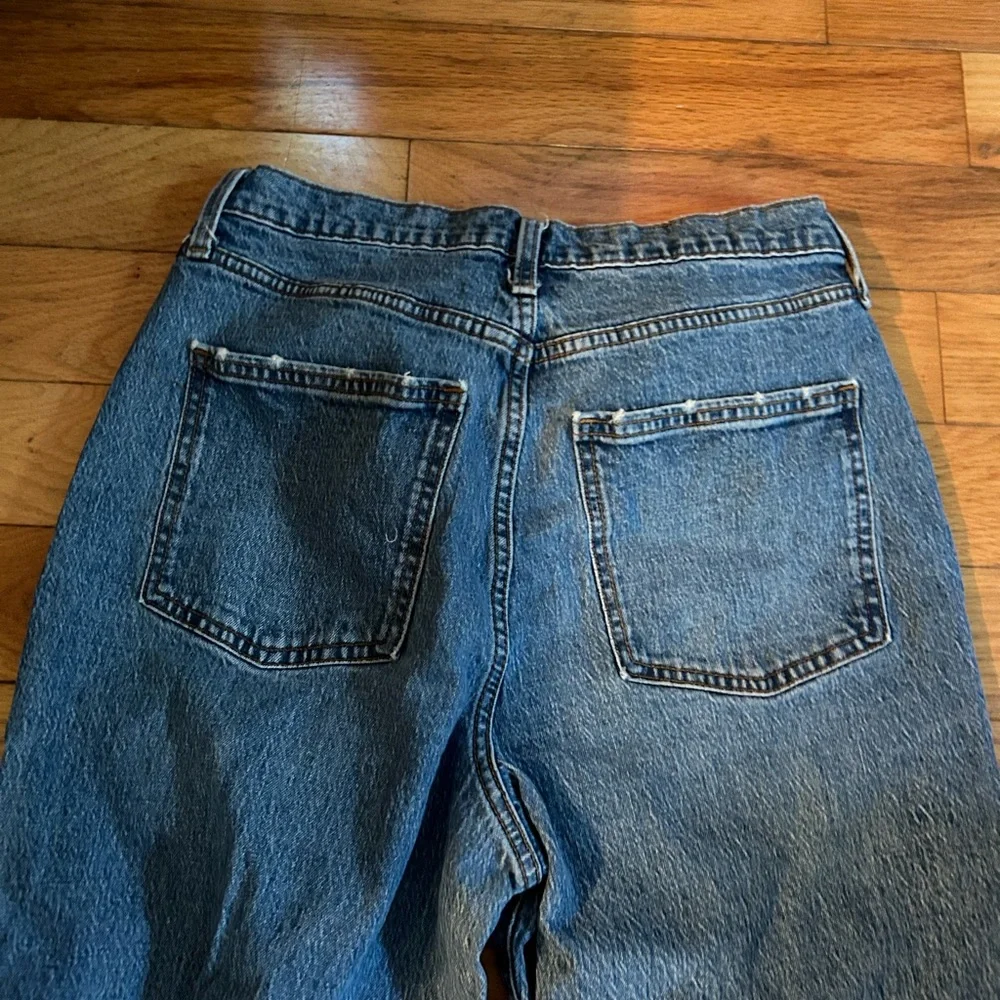 Women’s Distressed Vintage Straight Blue Denim Jeans