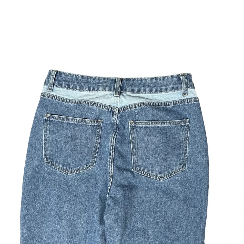 SHEIN jeans features style