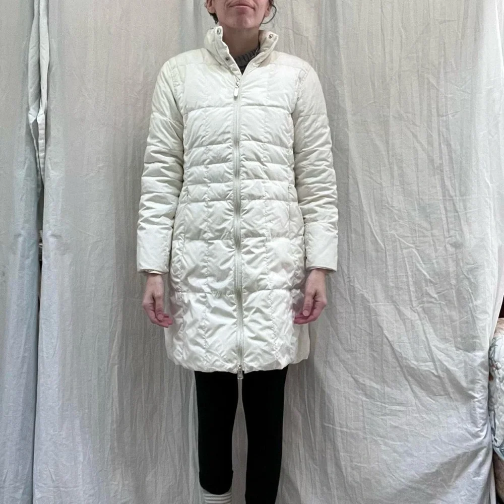 White Reversible Mid Length Puffer Coat Size‎ XS/S