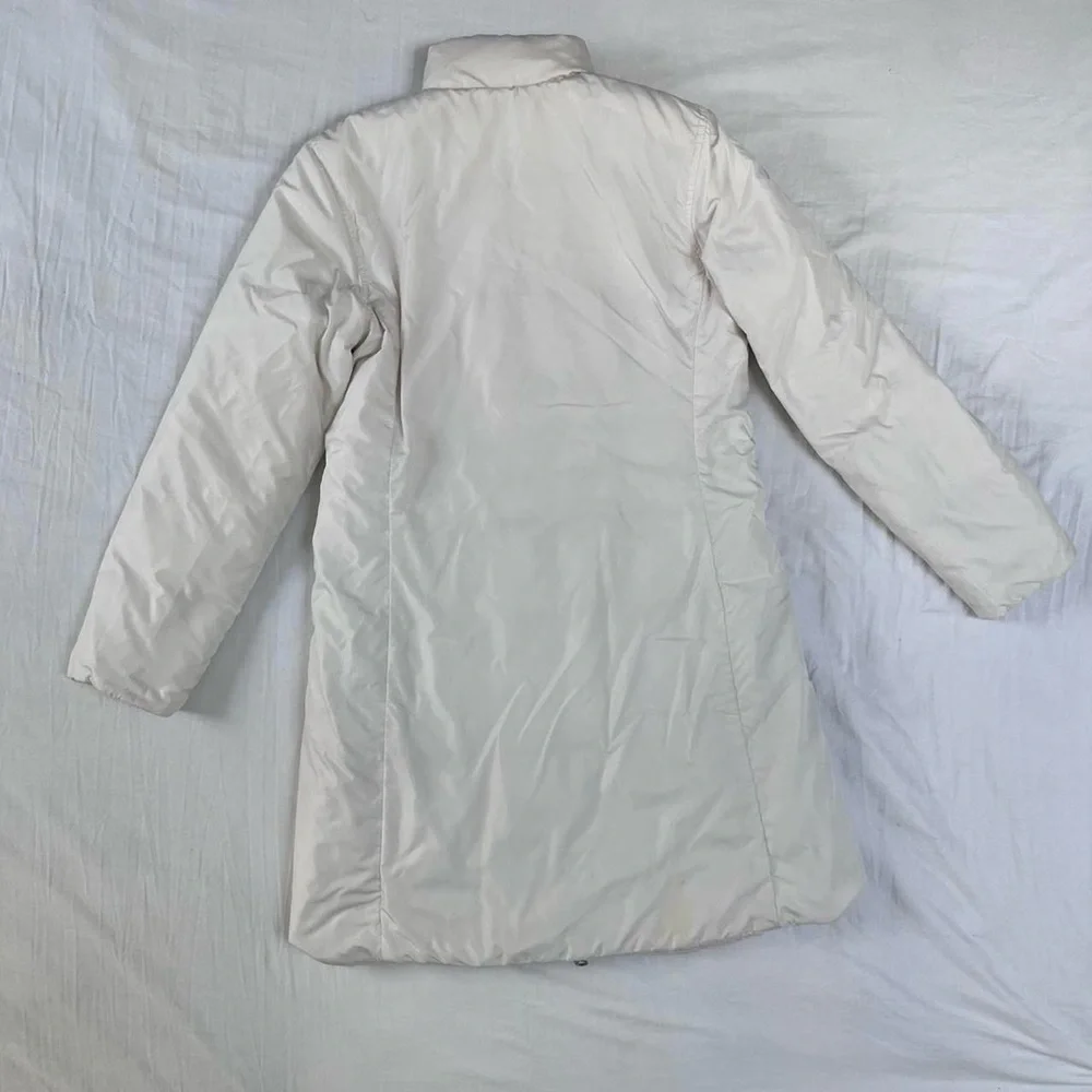 The Unbranded Brand discolorment unable was