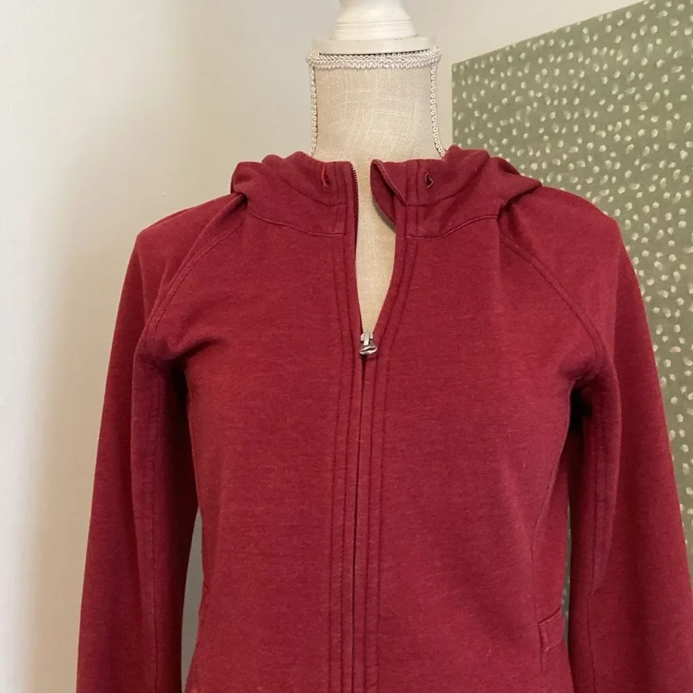 lululemon athletica lululemon maroon