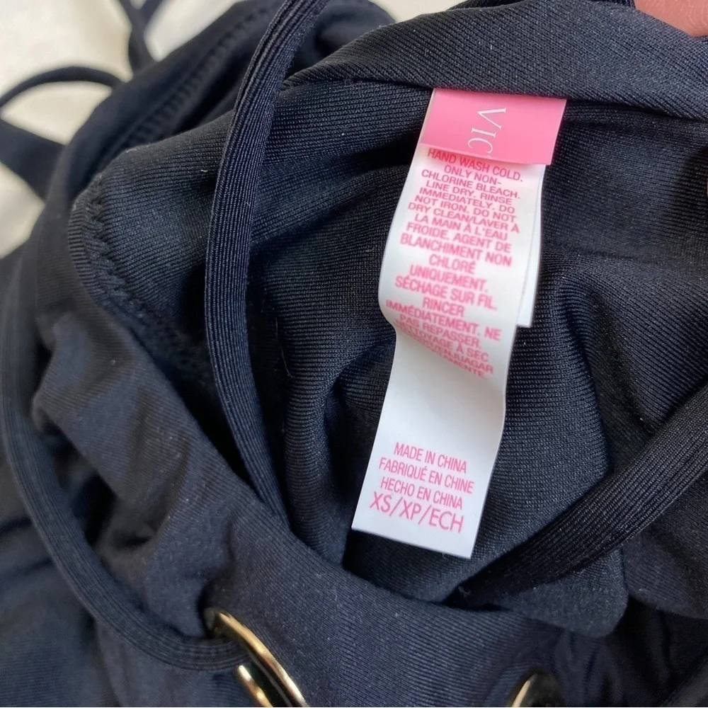 Victorias Secret flattering neck