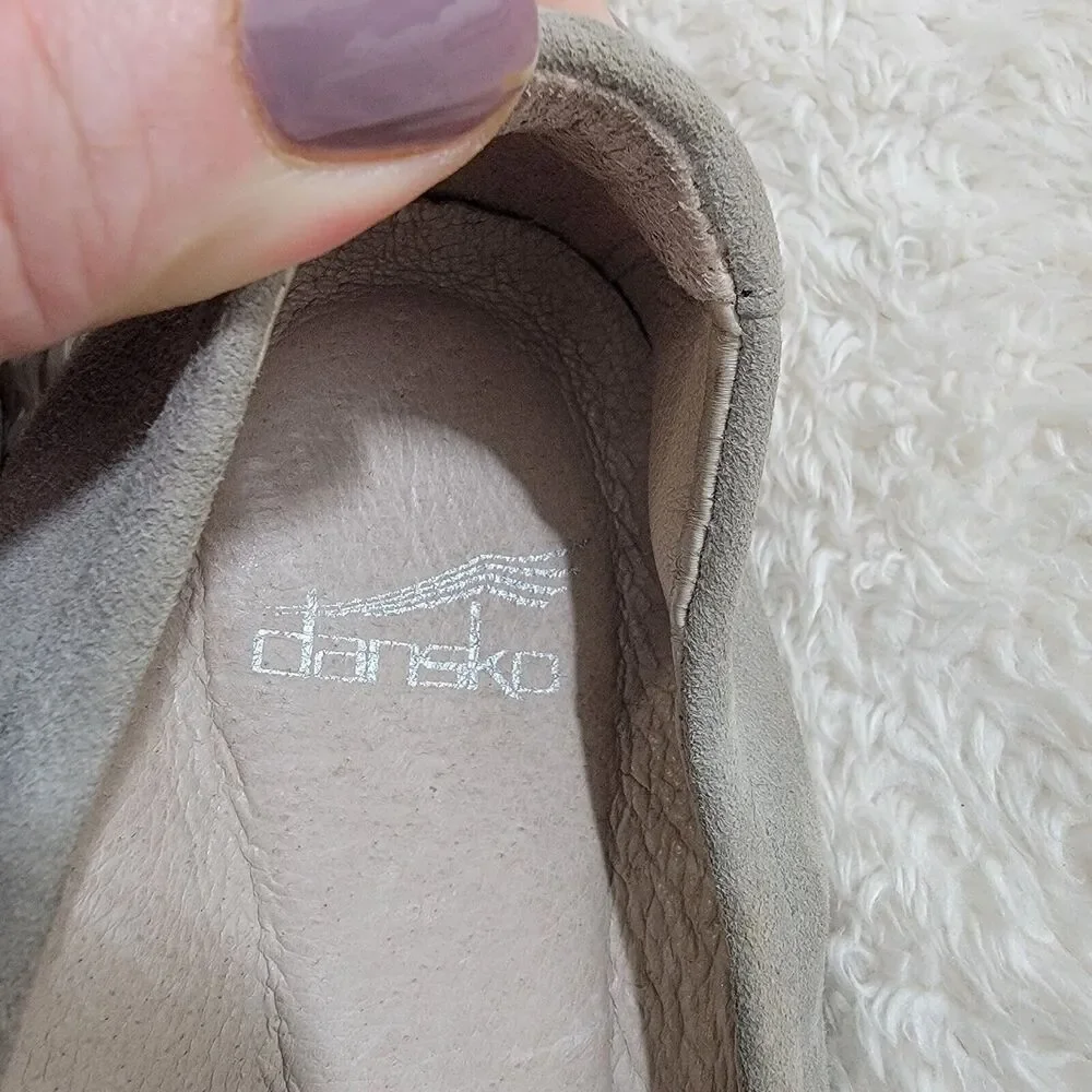 Dansko lina stone