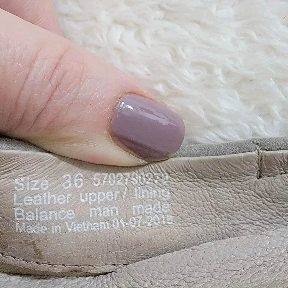Dansko lina stone