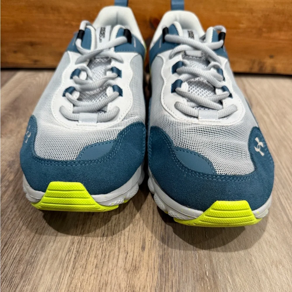 Under Armour size 11