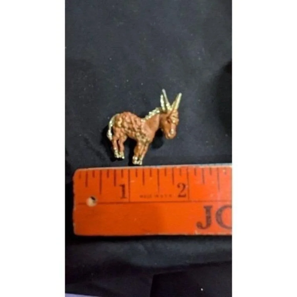 Vintage Donkey Brooch Gold Tone‎ Brown Enamel Animal Pin Mule Mascot Accessory