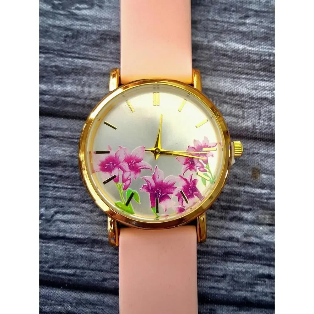 Rare New Old Stock Vintage Womens Calla‎ Lily Dress Watch
