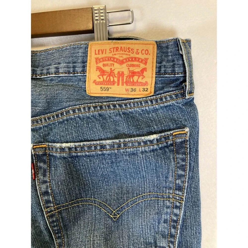 Levis these levi