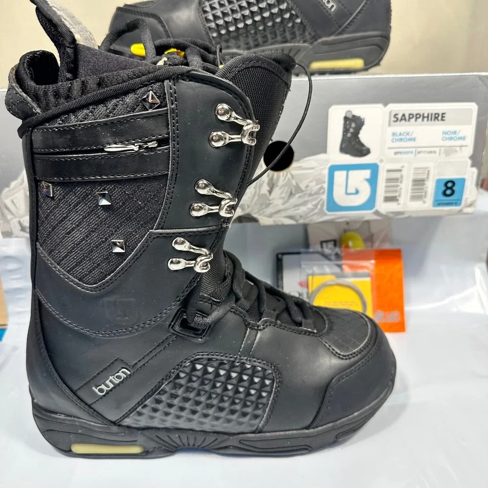 Burton Sapphire Snowboard Boots Womens 8 Black Chrome‎ Studded Excellent in Box