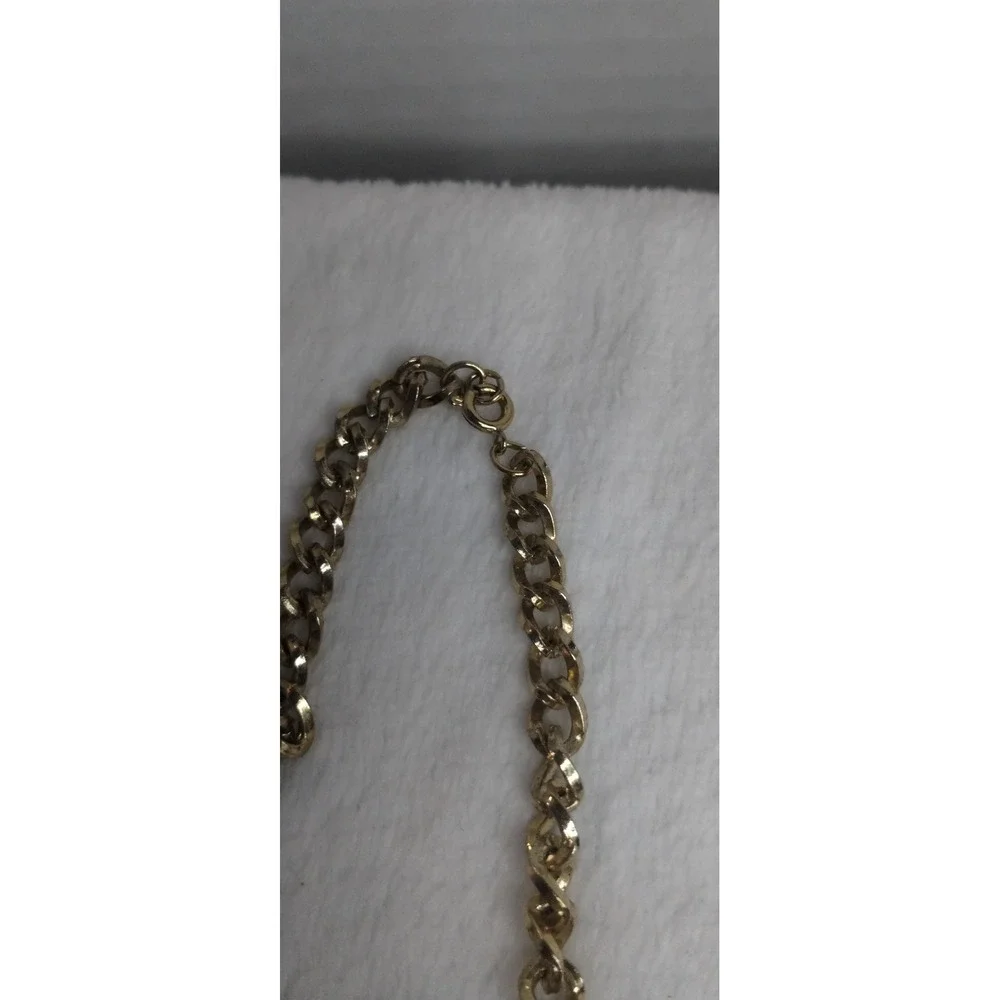 N/A jewelry closure