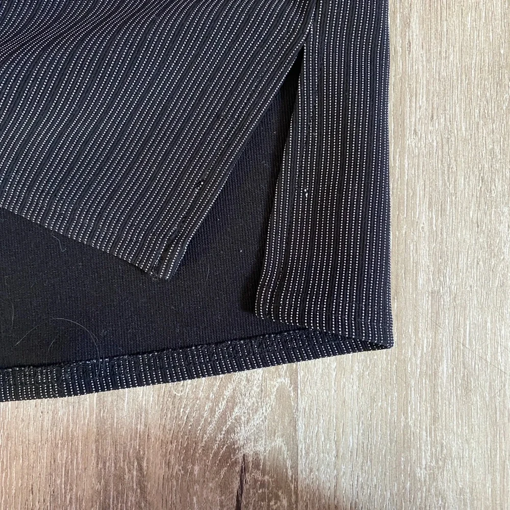 Derek Heart stylish black