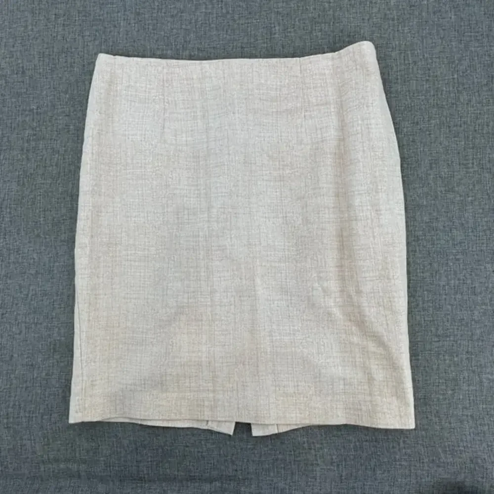 Katherine Barclay‎ Montreal Straight Skirt Cream Color Size 8 Cotton